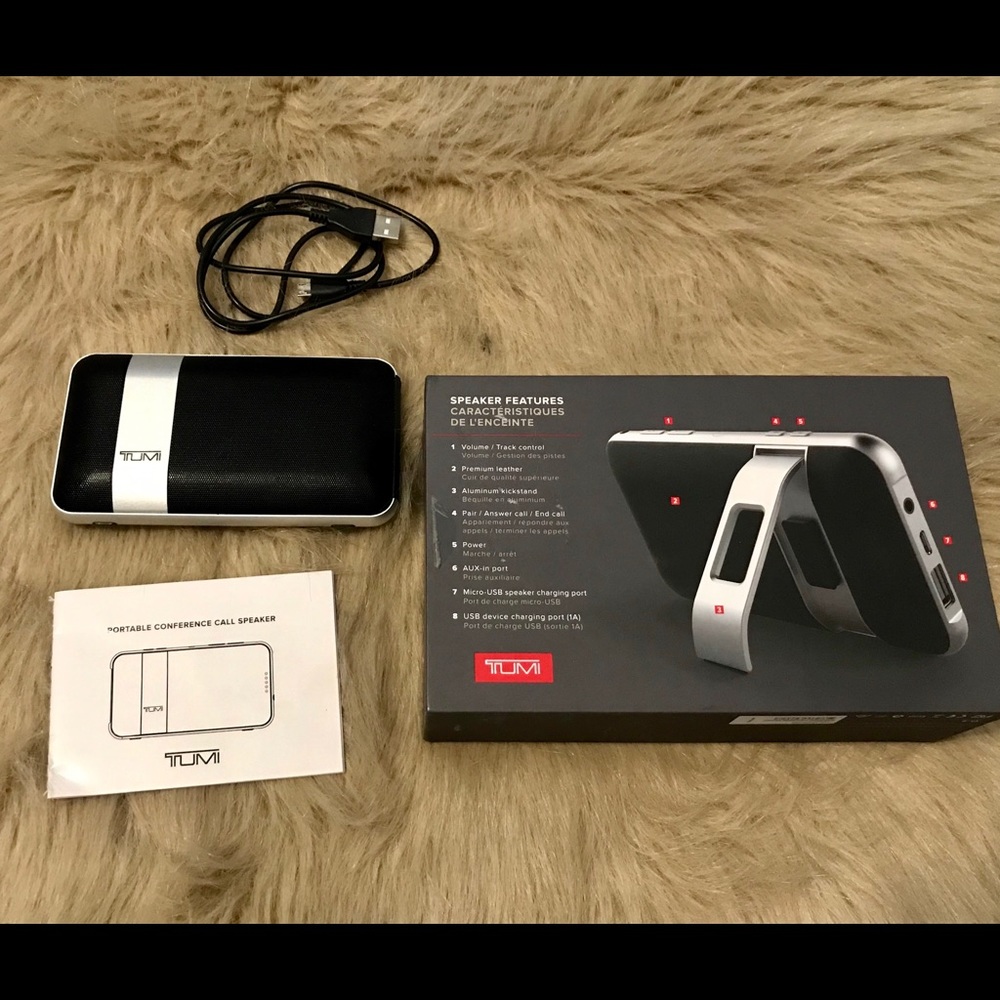 TUMI Portable Bluetooth Conference Call Speaker